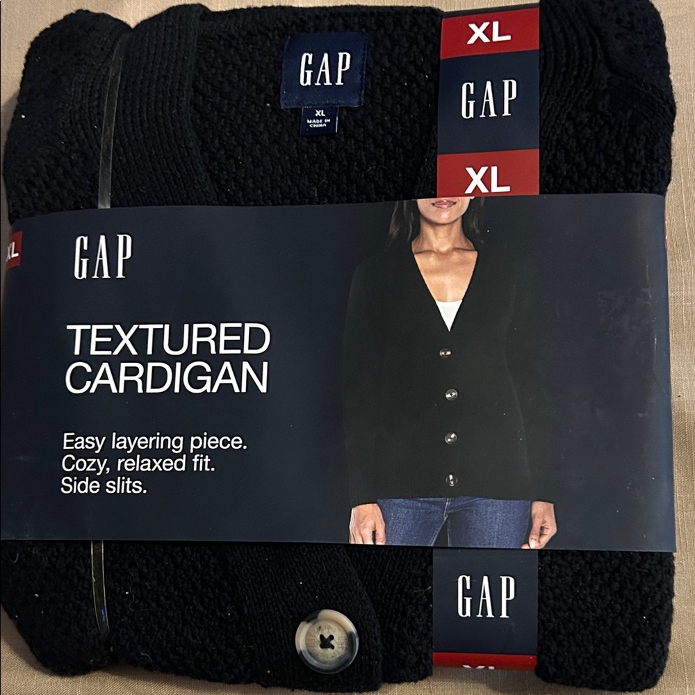 NWT GAP Women's Black Textured Cardigan